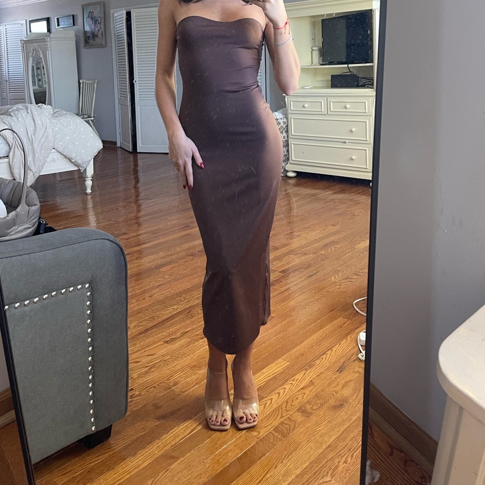 Elegant Brown Strapless Dress